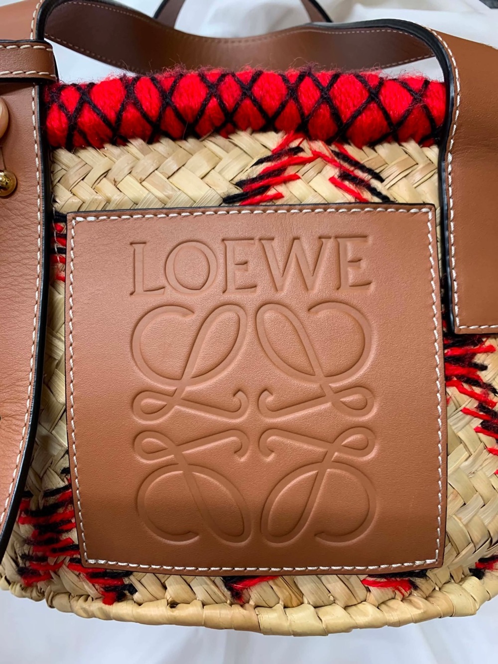 Loewe Straw Tote with Tan Leather and Red Trim. limited edition - Picture 6 of 8
